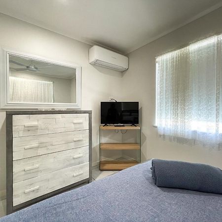 Beach House On Burrum- Close To Beach- 3Br- Wifi-Foxtel Woodgate Exterior foto